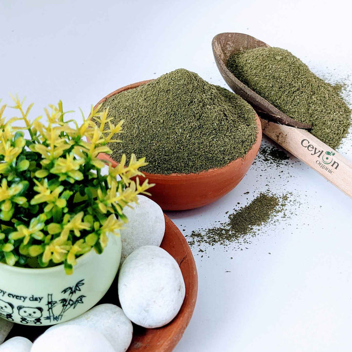 Freshly ground curry leaves powder, adding a burst of curry flavor to your dishes.