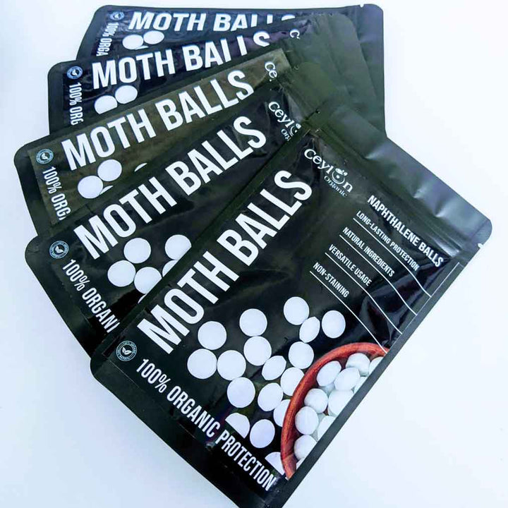 Natural and effective moth balls to keep your clothes in great condition.
